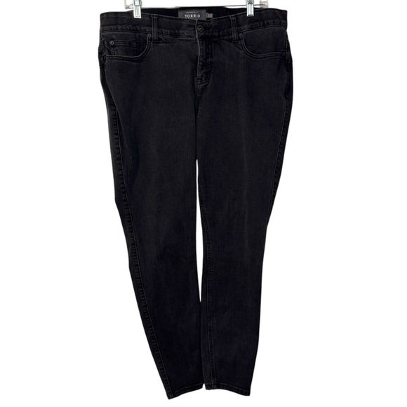 torrid Denim - Torrid Premium Bombshell Skinny Ankle black denim jeans women’s 18 R